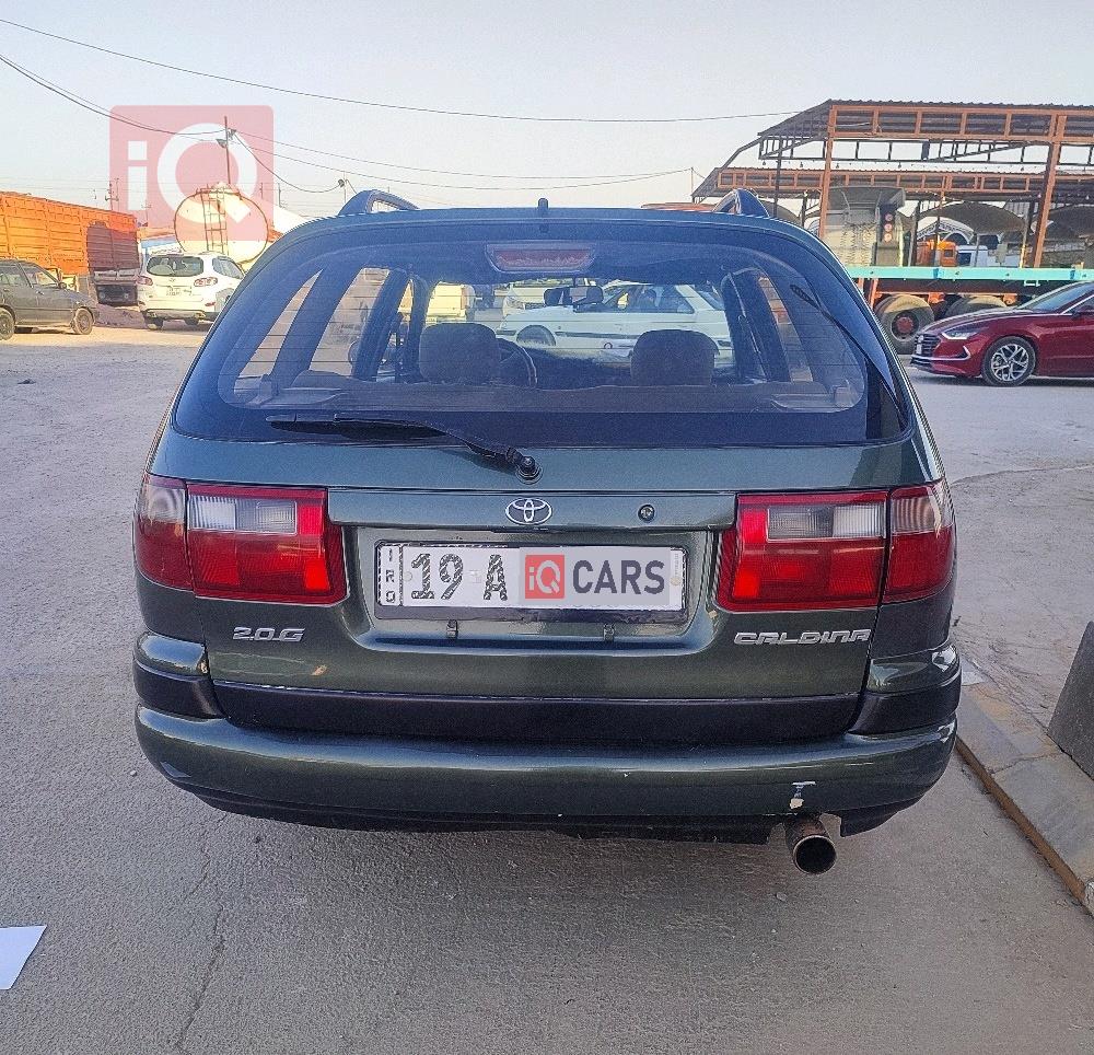 تۆیۆتا کالدینا